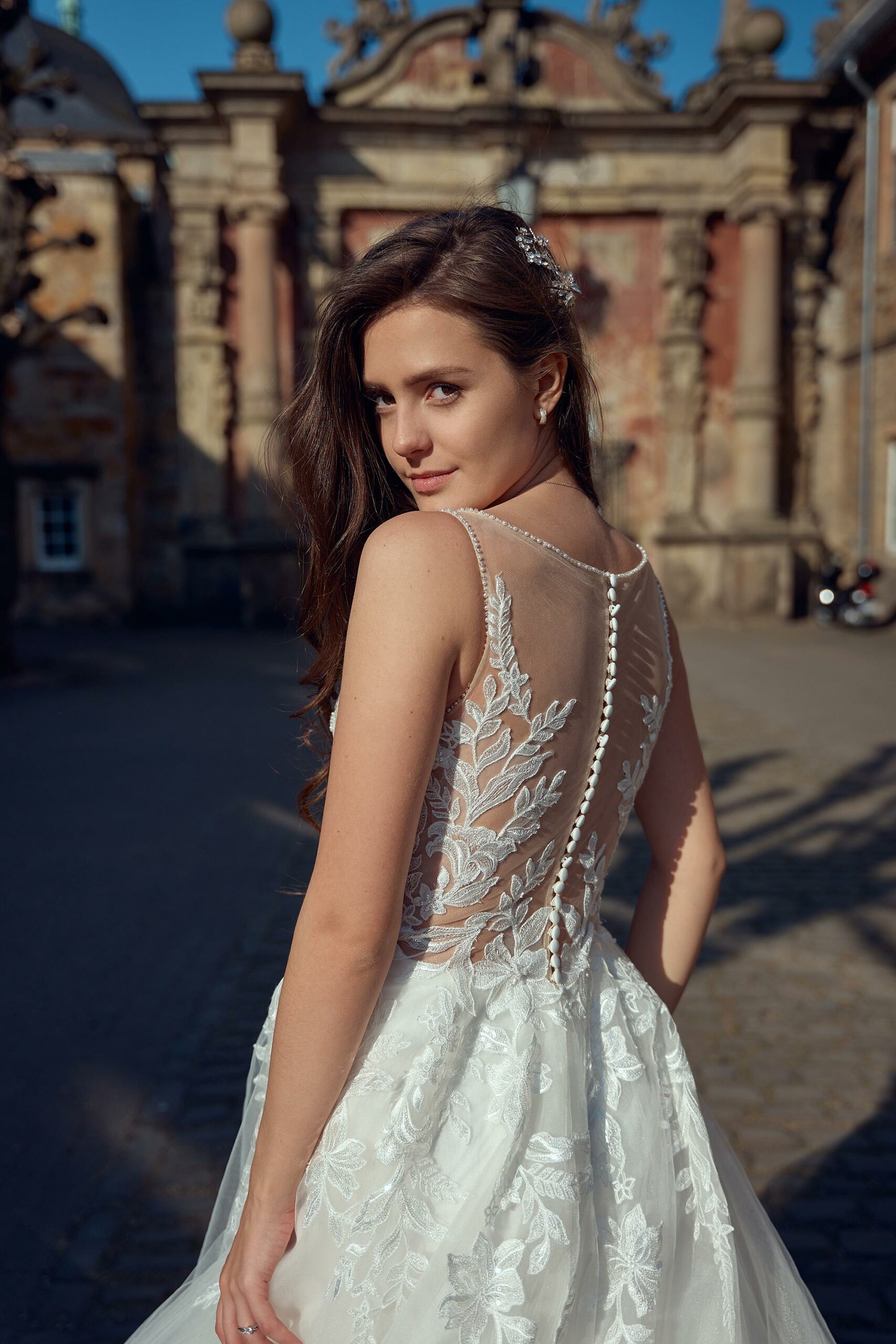 Günstiges Brautkleid B2309 (4) Juno Brautoutlet Brautmode in Meinersen