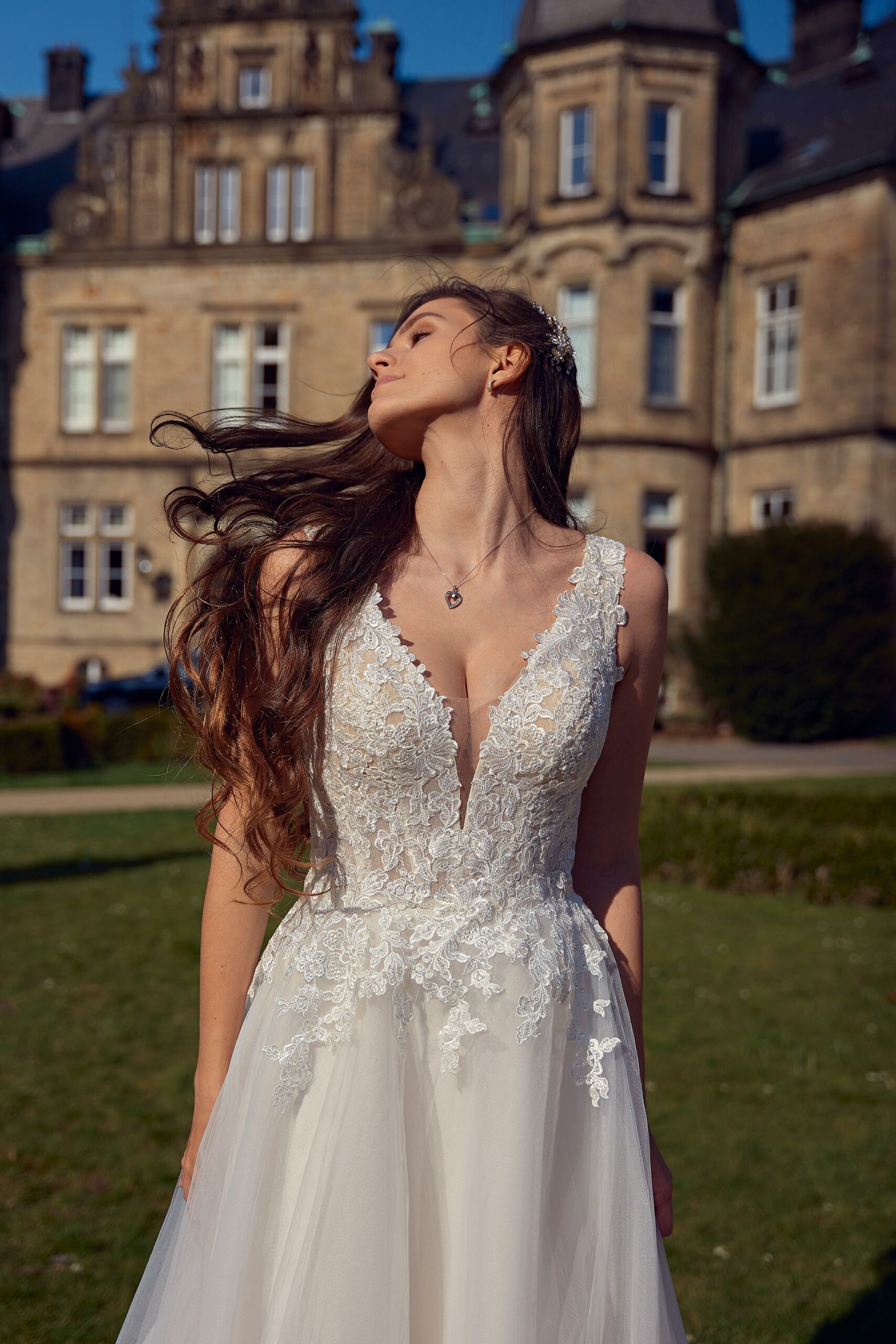 Günstiges Brautkleid B2311 (3) Juno Brautoutlet Brautmode in Meinersen